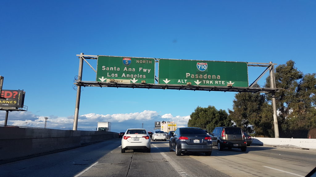 highway entre Long Beach et Hollywood