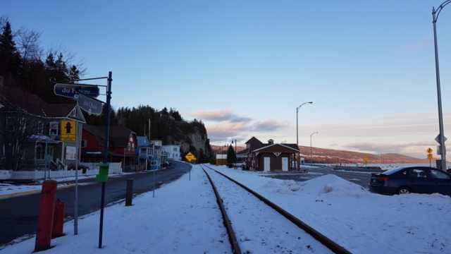 chemin de fer le long du St Laurent